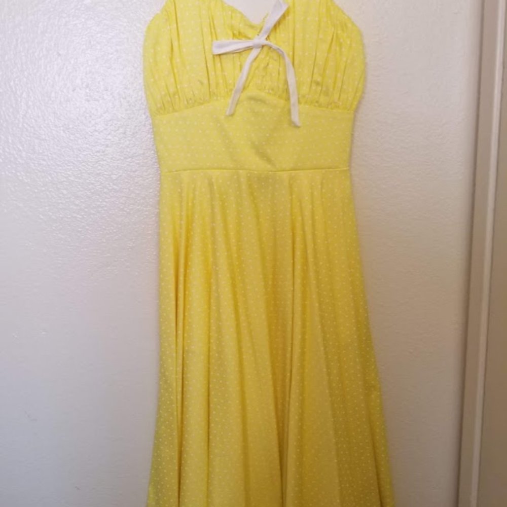 (SOLD)Pinup Couture fit & flare dress yellow